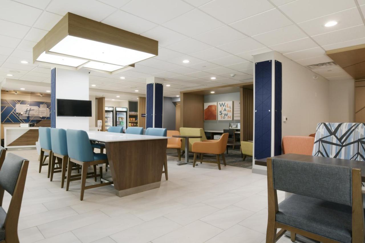 Holiday Inn Express & Suites - Williamstown - Glassboro By Ihg Eksteriør billede