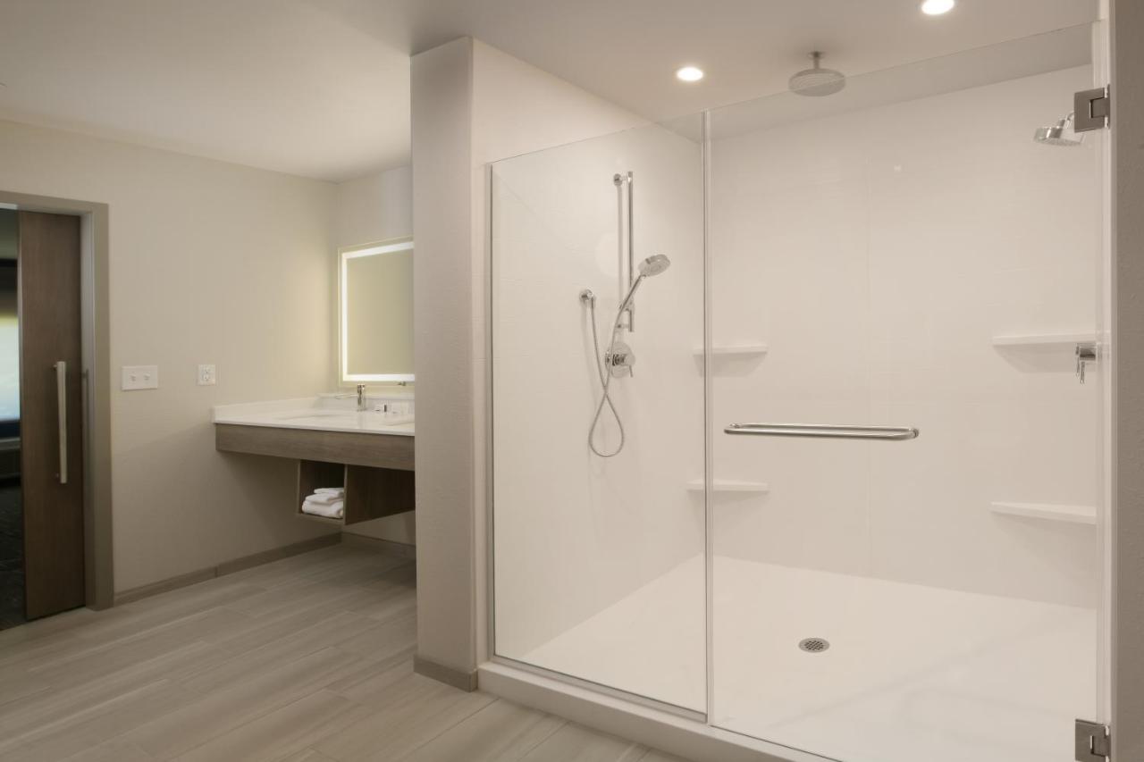 Holiday Inn Express & Suites - Williamstown - Glassboro By Ihg Eksteriør billede