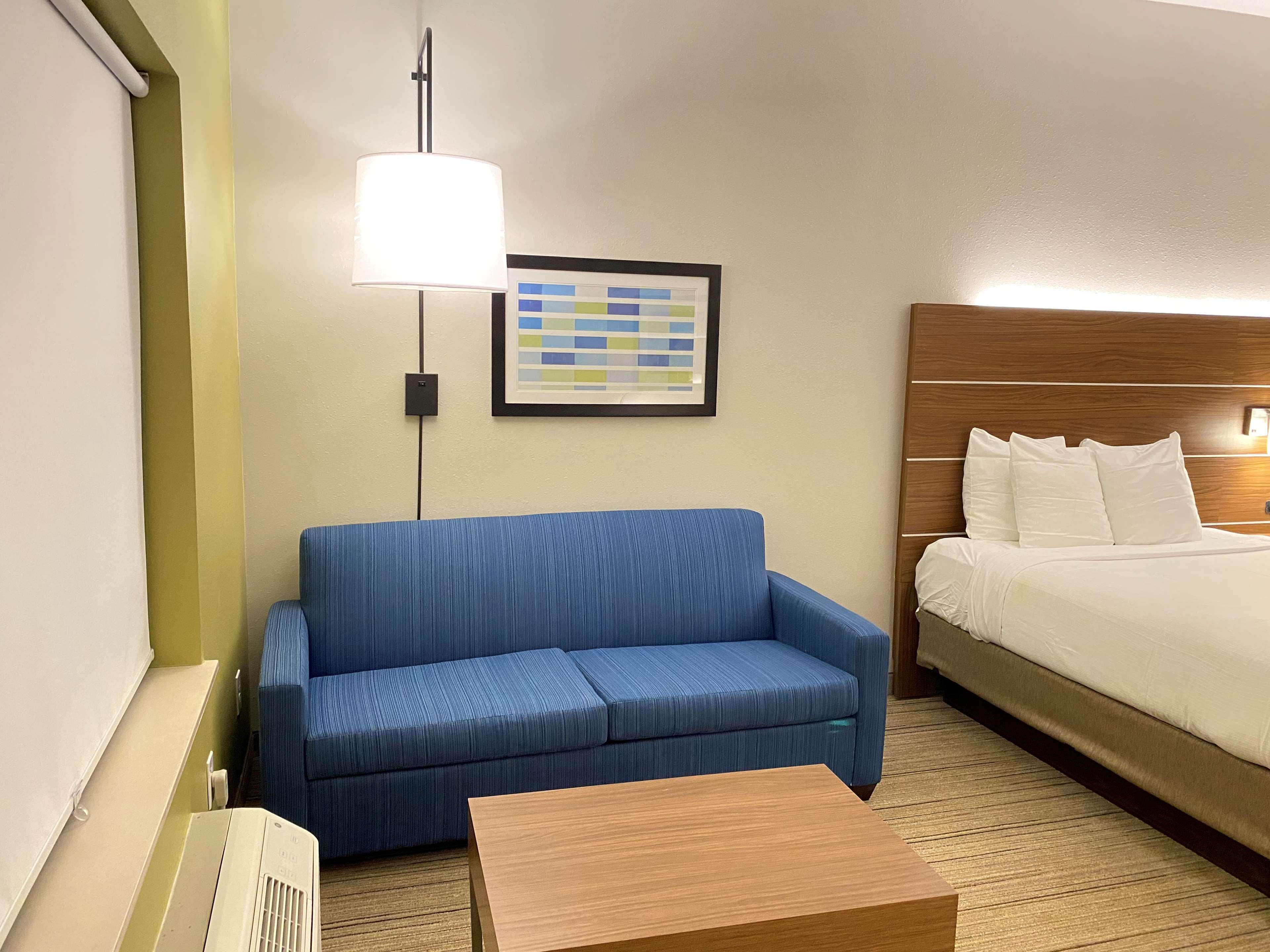 Holiday Inn Express & Suites - Williamstown - Glassboro By Ihg Eksteriør billede