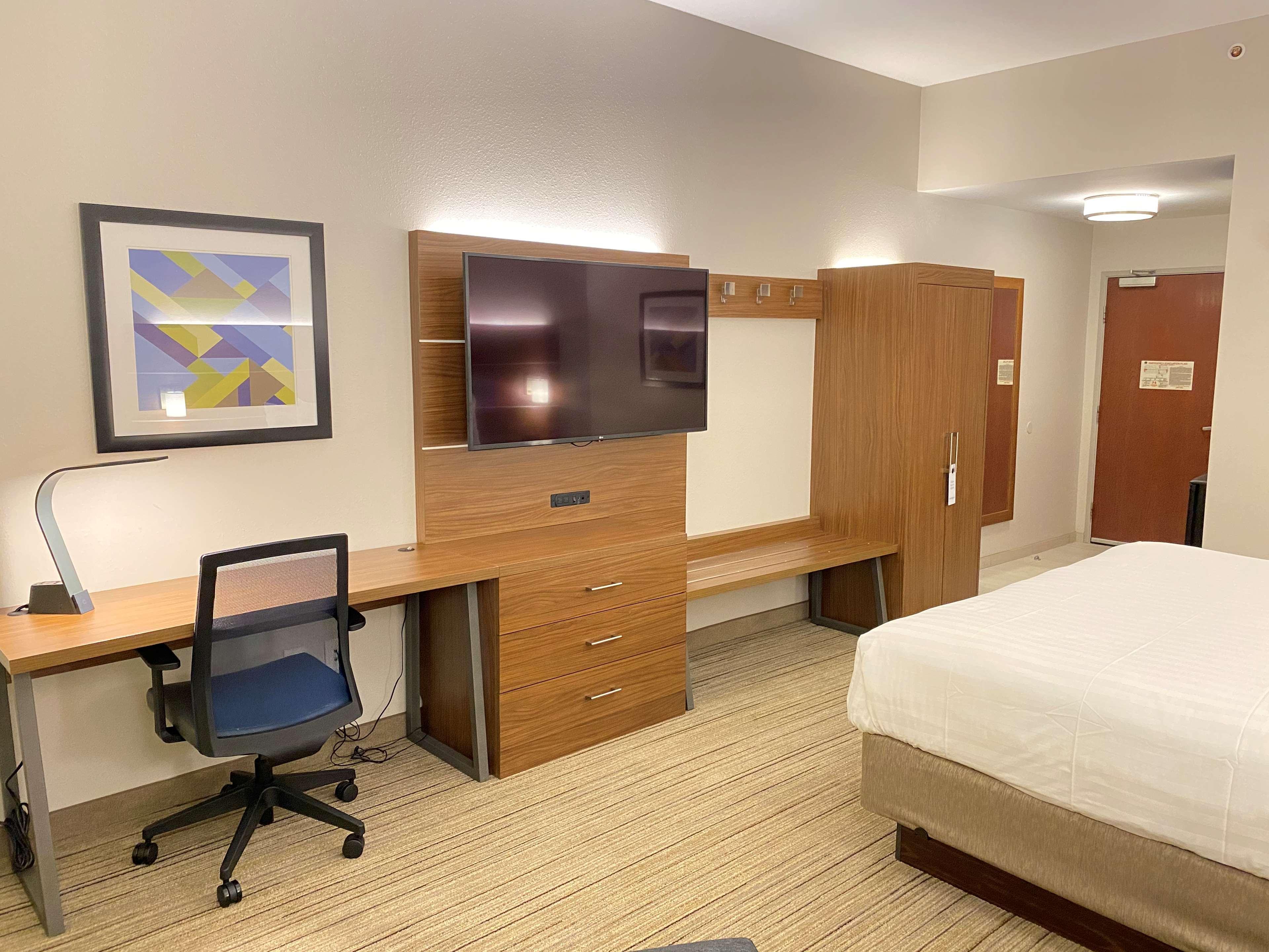 Holiday Inn Express & Suites - Williamstown - Glassboro By Ihg Eksteriør billede