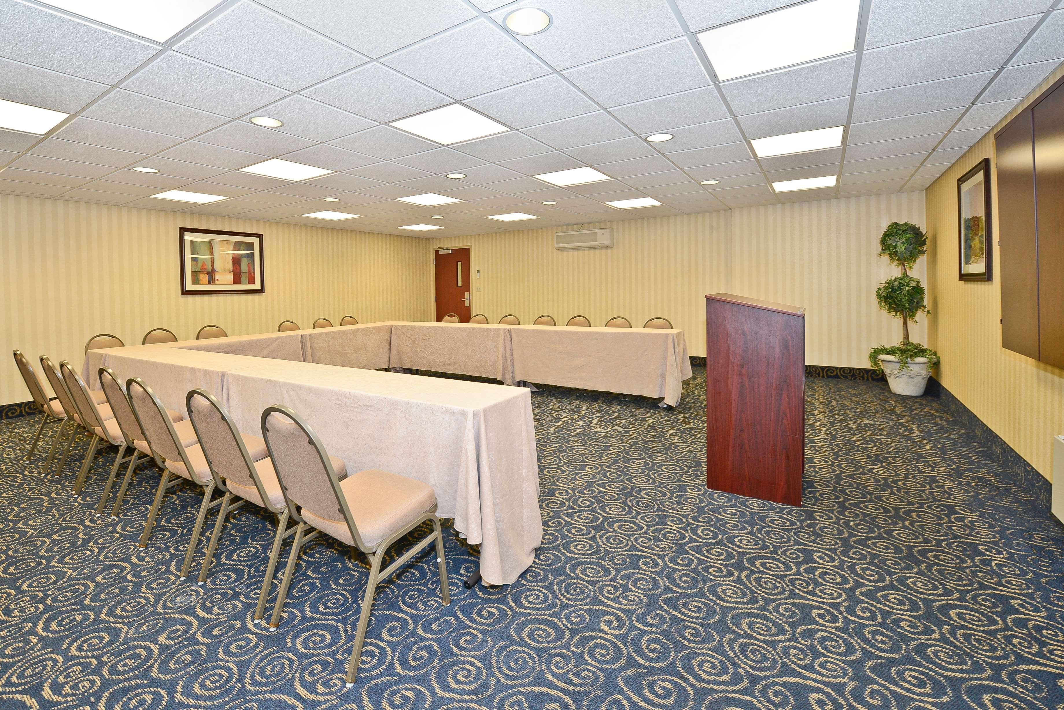 Holiday Inn Express & Suites - Williamstown - Glassboro By Ihg Eksteriør billede