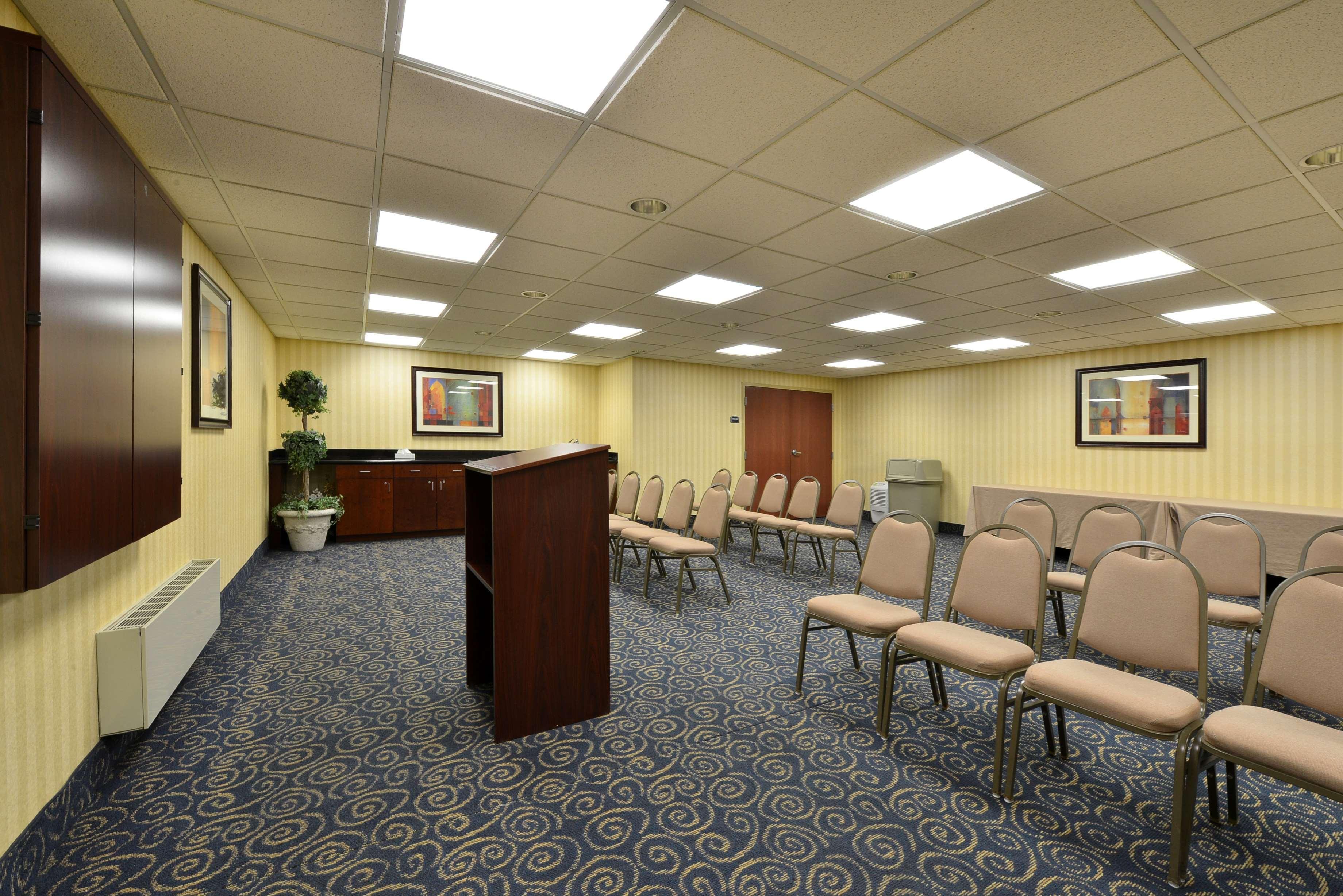 Holiday Inn Express & Suites - Williamstown - Glassboro By Ihg Eksteriør billede